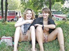 Flashy Grils III - N