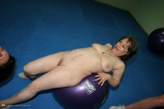 MATURE WOMEN CLUB VOL 1 - N