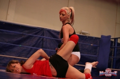 A rookie fighter, Leyla - N