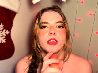 Amateur webcam girl masturbate big dildo