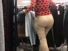 milf-with-heartshaped-bottom