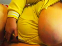 huge-titties-on-the-wb-cam-bbw-vixen