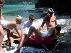 extreme-wild-public-family-therapy-beach-orgy