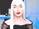 Awesome Shemale Masturbate On Cam
