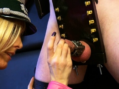 home-made-amateur-blonde-masturbating