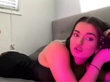 Brunette Solo Webcam Masturbation