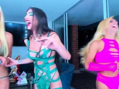 shemale-ladyboys-group-sex