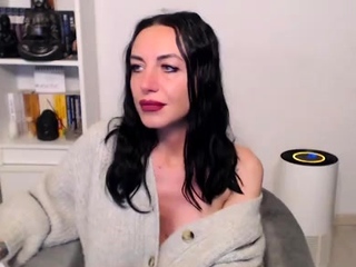 Brunette Solo Webcam Masturbation