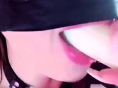 japanese-cute-teen-blowjob