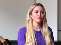 amateur-blonde-solo-webcam