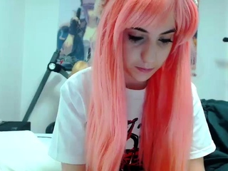 Amateur Webcam Teen Masturbates And Teases