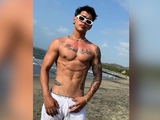 Hot muscle latino boy Chris Heria photo compilation